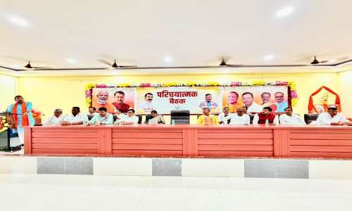 जौनपुर:- प्रदेश उपाध्यक्ष शंकर गिरी के मुख्य आतिथ्य में भाजपा की महत्वपूर्ण बैठक संपन्न हुई।