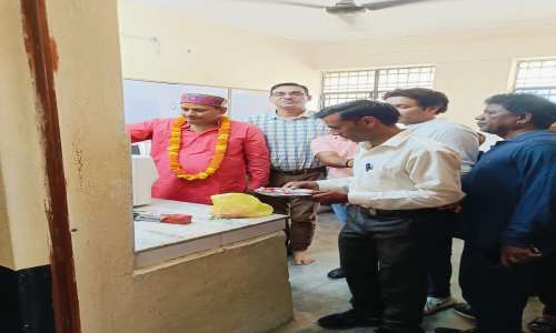 अतिरिक्त प्राथमिक स्वास्थ केंद्र गांव तरहठी में सीबीसी मशीन का उद्घाटन हुआ।