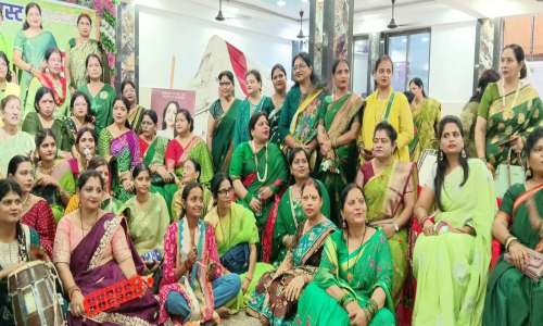 अतुल्य वेलफेयर ट्रस्ट परिवार के साथ शहर की महिलाओ ने धूमधाम से मनाया  हरियाली तीज।