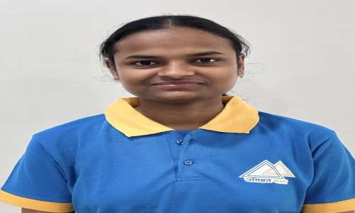 सिकरारा की बेटी अस्मी मौर्य ने कक्षा 12 में ही NEET-UG में लहराया परचम।