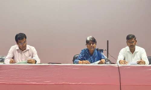 वीर बहादुर सिंह पूर्वांचल विश्वविद्यालय के दीक्षांत समारोह को लेकर कुलपति ने सभी समितियों को दिए तैयारी के निर्देश।