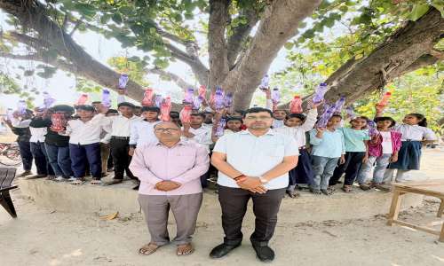 विद्यार्थियों की सेहत के लिए शिक्षक की सराहनीय पहल।